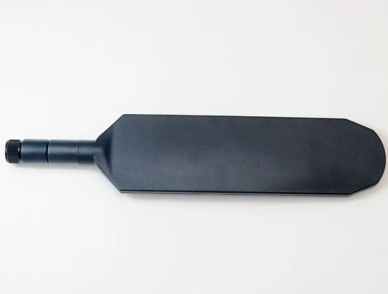 OEM SMA st. Rotary LTE 700-960 & 1710-2700 MHZ + GPS 1575.42 MHz antenna